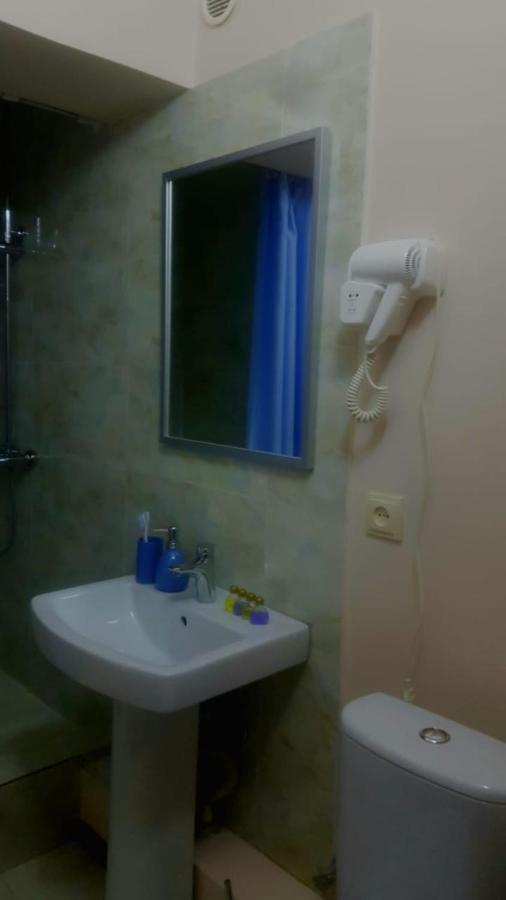 R.Street Hotel Алма Ата Екстериор снимка